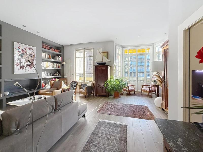 Appartement - 95 m² - 3 pièces