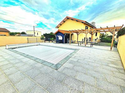 Maison traditionnelle - 130 m² - 5 pièces