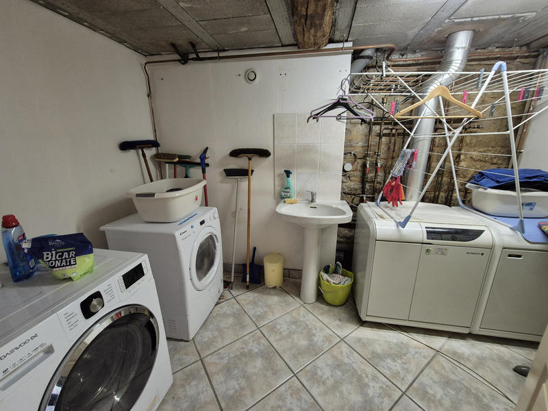 Maison - 200 m² - 10 pièces