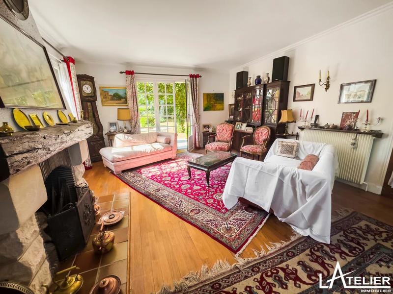 Maison - 185 m² - 7 pièces