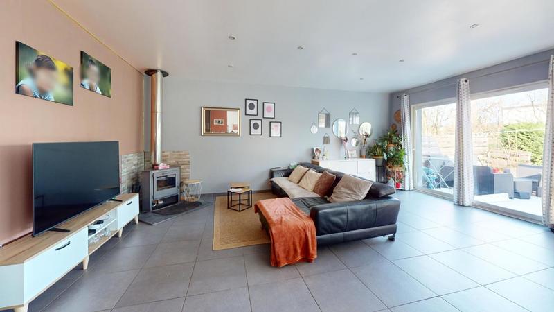 Maison - 143 m² - 5 pièces