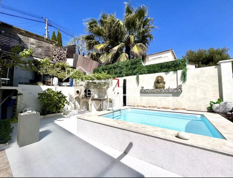 Maison - 150 m² - 5 pièces