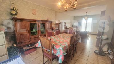 Maison - 111 m² - 5 pièces