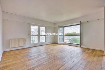 Appartement - 87 m² - 4 pièces