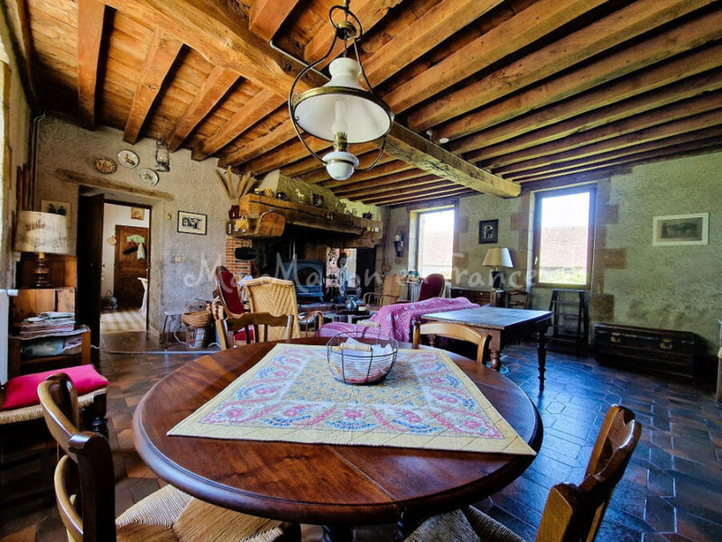 Maison - 94 m² - 5 pièces