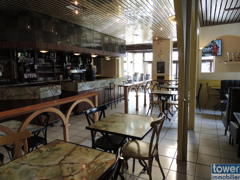 Fonds de commerce - Magasins - 100 m²