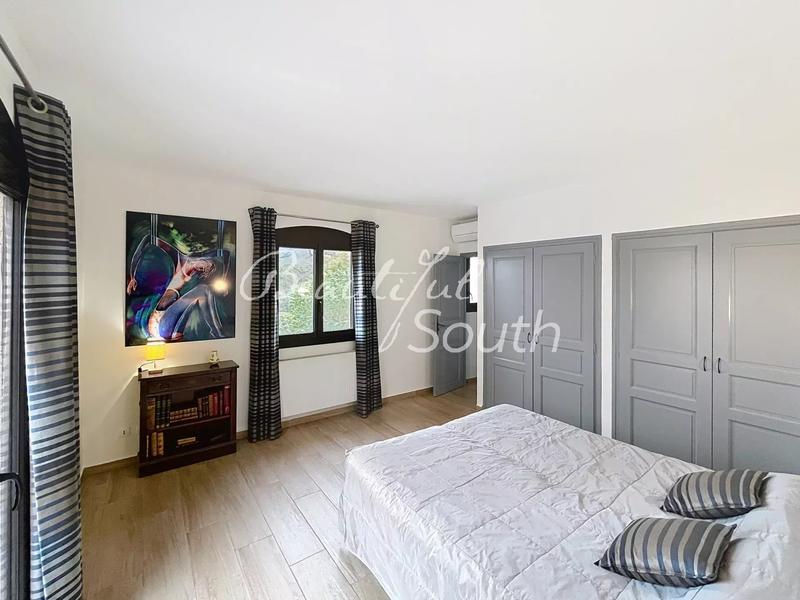 Villa - 165 m² - 5 pièces