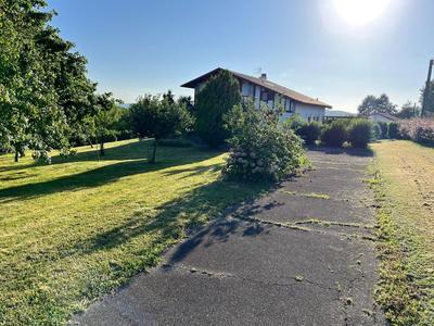 Maison - 250 m² - 7 pièces