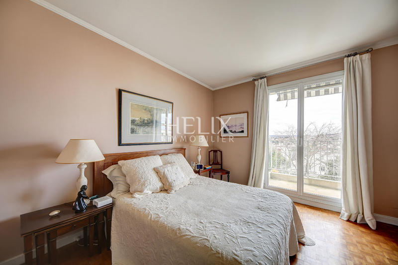 Appartement - 101 m² - 5 pièces