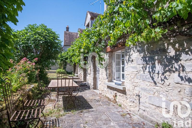 Maison - 190 m² - 8 pièces