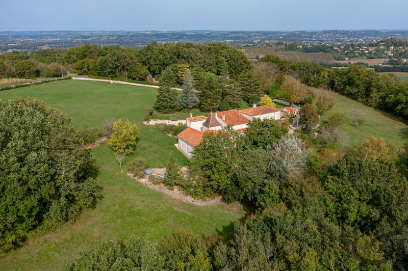 Maison - 200 m² - 7 pièces