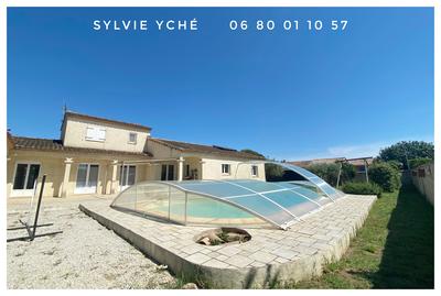 Villa - 152 m² - 6 pièces