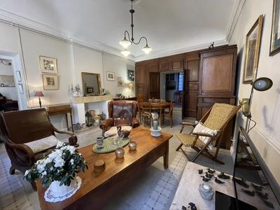 Appartement - 93 m² - 5 pièces