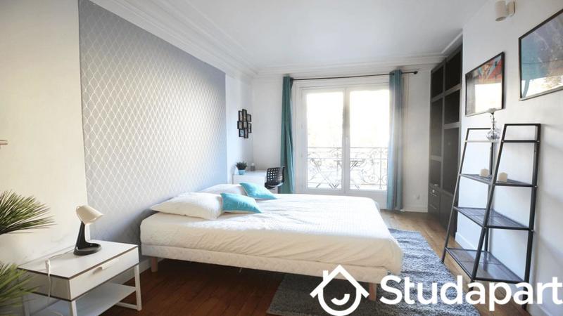 Chambre - 13 m² - 1 pièce