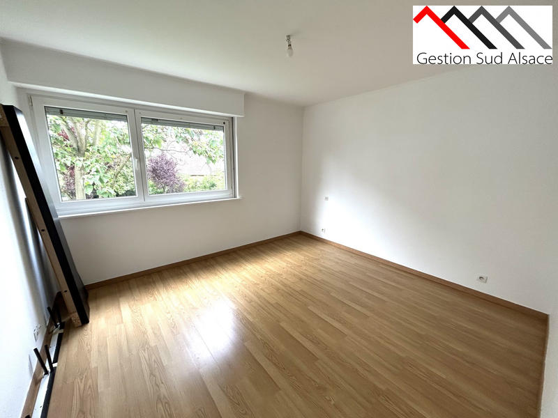 Appartement - 80 m² - 3 pièces