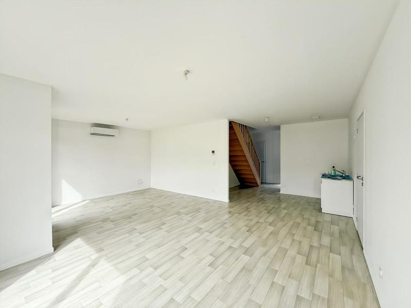 Maison - 105 m² - 5 pièces