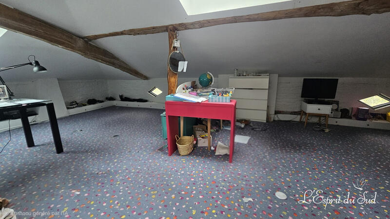 Maison - 153 m² - 7 pièces