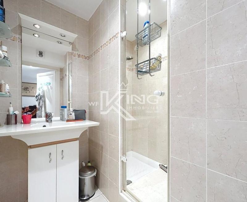 Appartement - 90 m² - 3 pièces