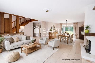 Maison - 166 m² - 6 pièces