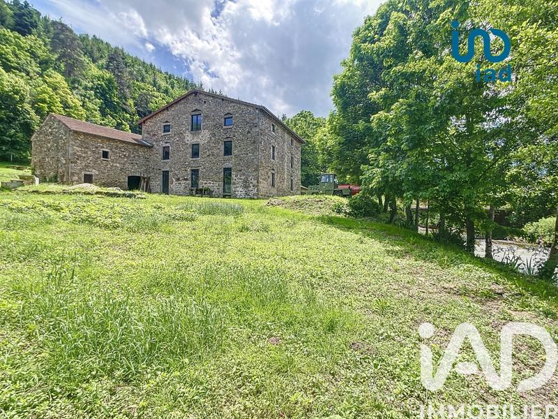 Maison de campagne - 487 m² - 4 pièces