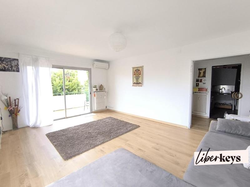 Appartement - 83 m² - 3 pièces