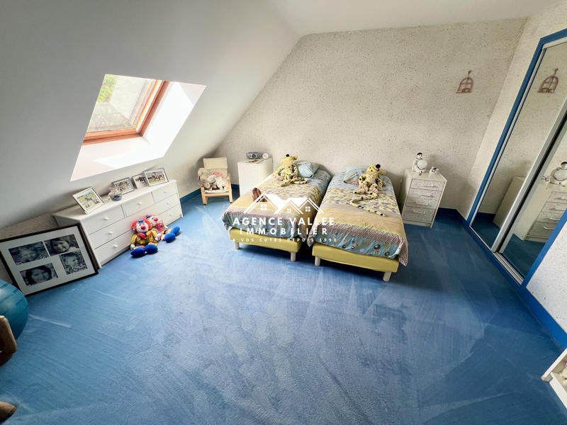 Maison traditionnelle - 160 m² - 6 pièces