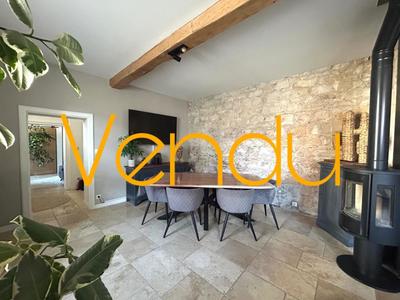 Propriété - 145 m² - 4 pièces