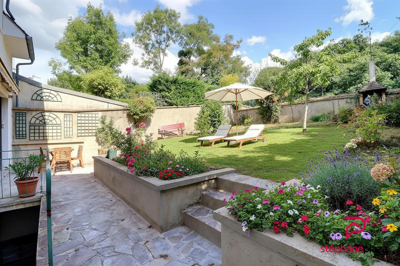 Maison - 163 m² - 7 pièces