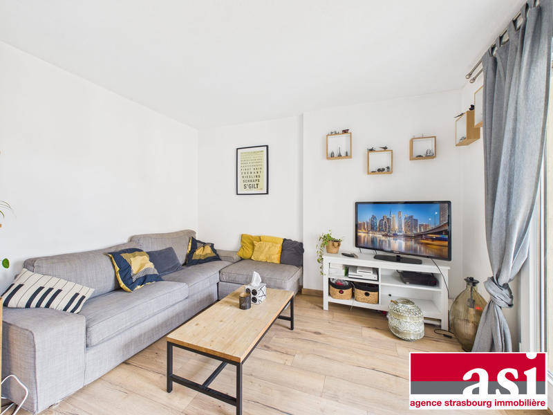 Appartement - 93 m² - 5 pièces