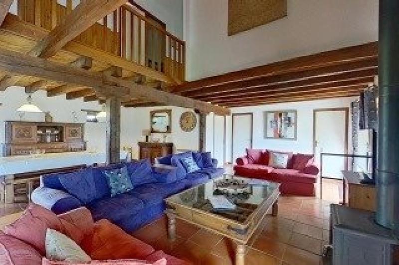 Maison - 760 m² - 22 pièces