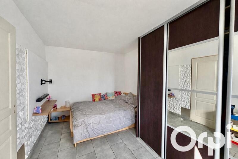 Maison - 110 m² - 4 pièces