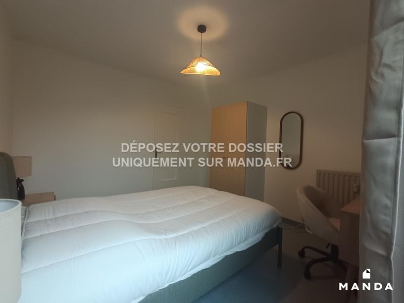 Chambre - 12 m² - 4 pièces