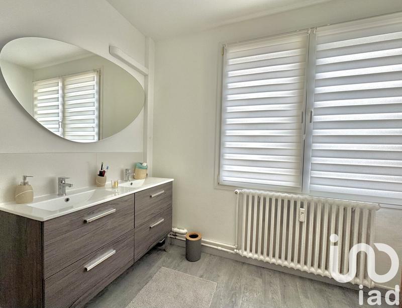 Appartement - 100 m² - 4 pièces