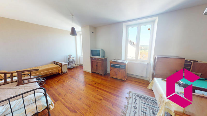 Maison ancienne - 209 m² - 8 pièces