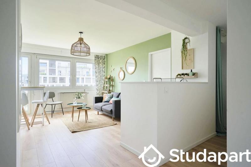 Chambre - 12 m² - 1 pièce