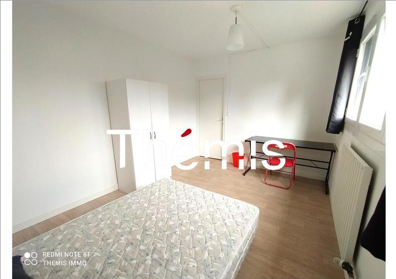 Appartement - 81 m² - 5 pièces