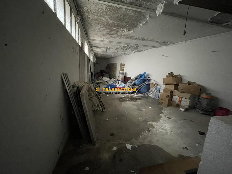Local d'activités - 405 m²