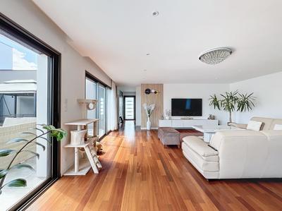Maison contemporaine - 167 m² - 6 pièces