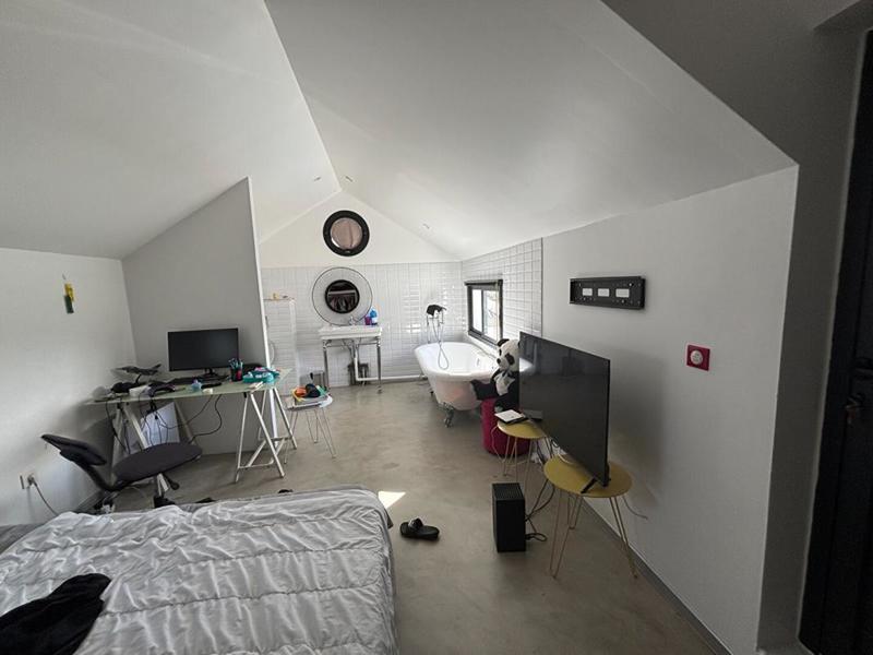 Villa - 200 m² - 5 pièces