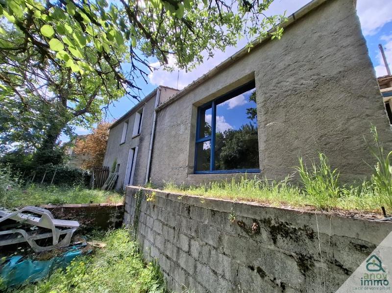 Maison - 220 m² - 7 pièces