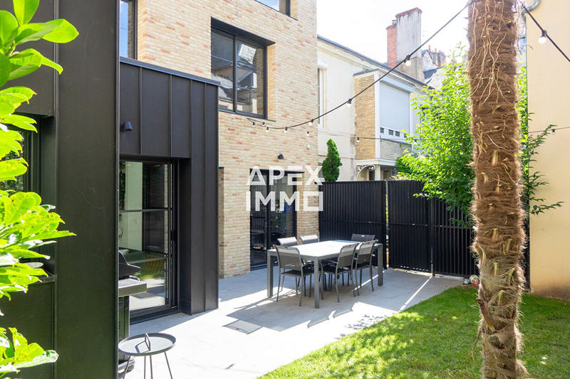 Maison d'architecte - 180 m² - 8 pièces