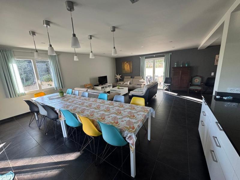 Villa - 159 m² - 8 pièces