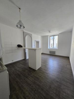 Appartement - 75 m² - 3 pièces