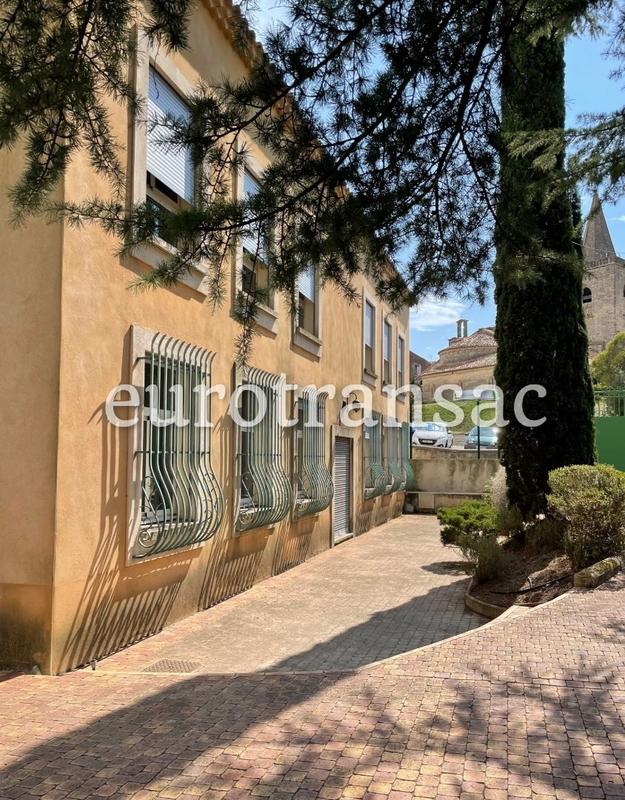 Bureau - 1 540 m² - 18 pièces