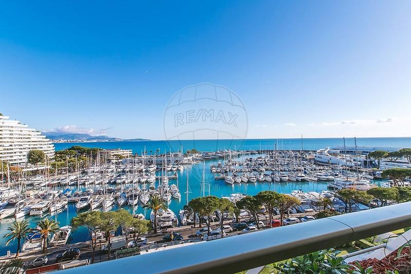 Appartement - 90 m² - 3 pièces