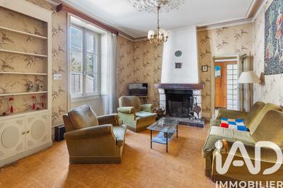 Maison - 173 m² - 8 pièces