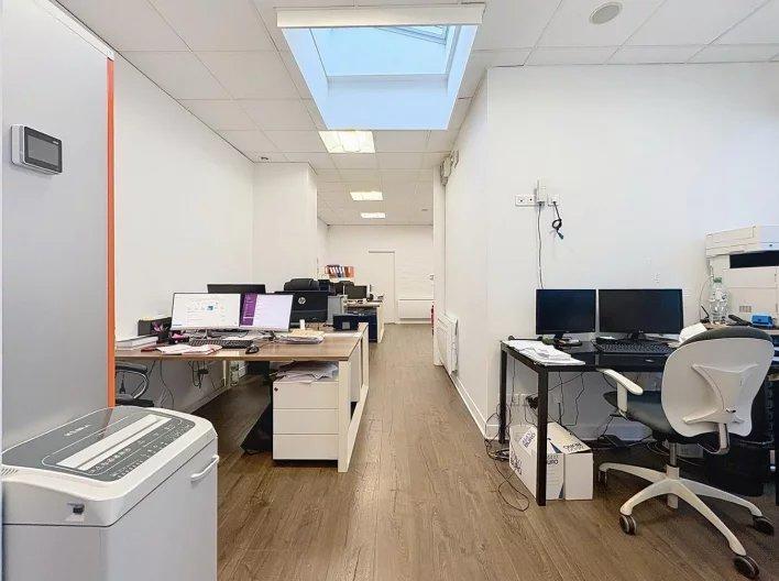 Bureau - 130 m²