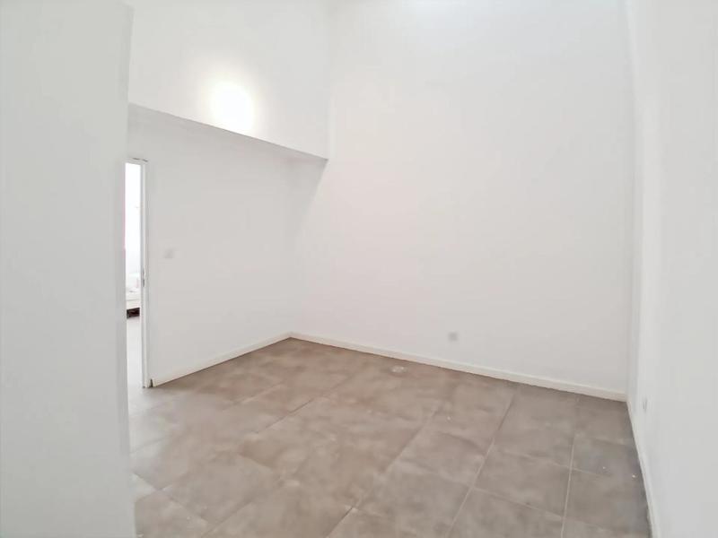 Maison - 280 m² - 4 pièces