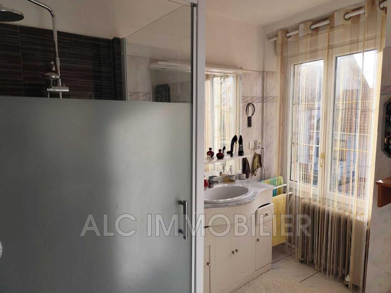 Maison - 122 m² - 4 pièces