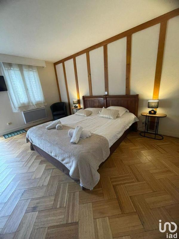 Local commercial - 1 000 m²